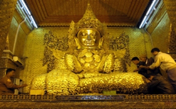 Chùa Mahamuni Buddha